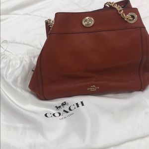 Coach handbag with 3 compartments